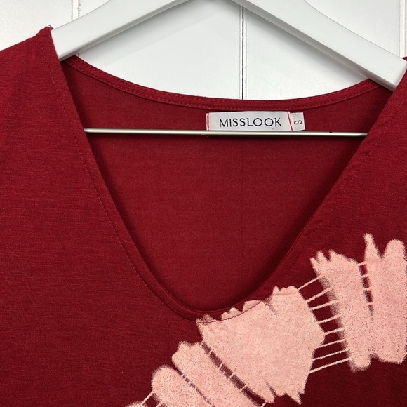 Miss Look Womens Tee Dress S Burgundy Pink Tie Dye Vneck Short Sleeves Graphics - Picture 3 of 12
